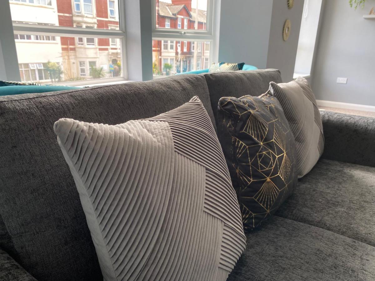Blackpool Sleepover Apartment 4 Free Parking Sleeps 6 Ngoại thất bức ảnh